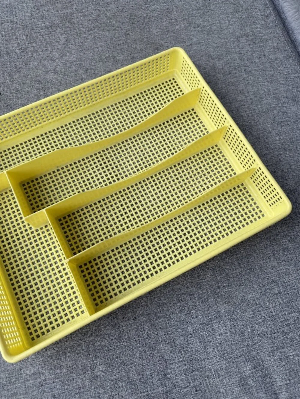 Vintage Yellow Plastic Mesh Silverware Tray Flatware Utensil Holder Mcm